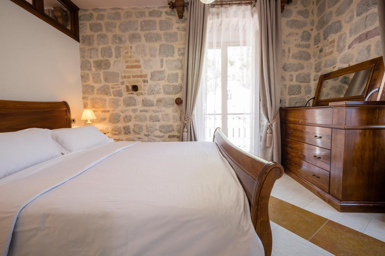 Hotel Villa Duomo Kotor Exterior photo